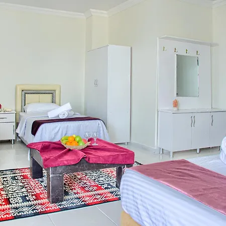 Hotel Hotel yeniçiftlik 2*